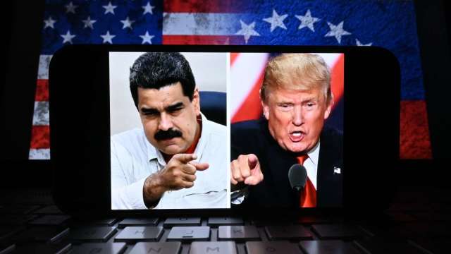 馬杜洛夫婦目前在美國軍艦上，將在紐約被起訴。（圖：Shutterstock）