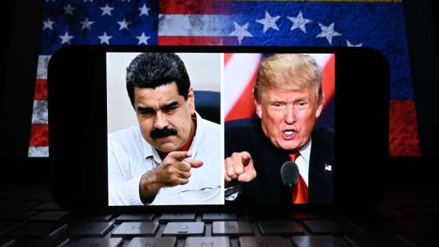 美國對委內瑞拉發起大規模軍事行動,突襲委內瑞拉首都加拉加斯等地。(圖:Shutterstock)