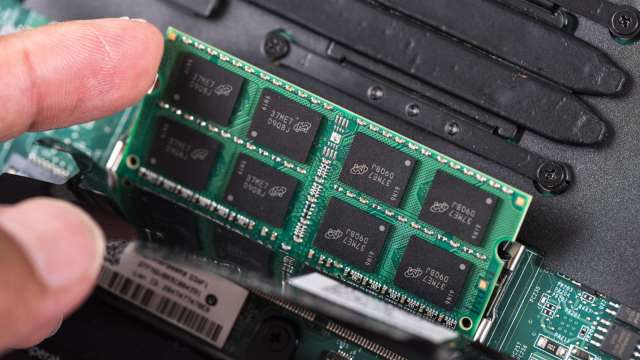 分析師點名3檔記憶體熱門股布局AI超級周期 (圖：Shutterstock)