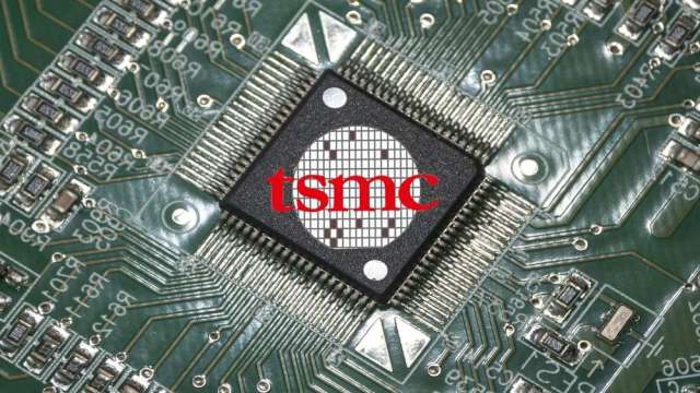 華爾街紛紛追價！小摩調升台積電目標價至2100元、毛利率達60%。(圖:shutterstock)