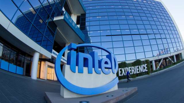 英特爾股票周三(7日)大漲6.5%(圖：Shutterstock)