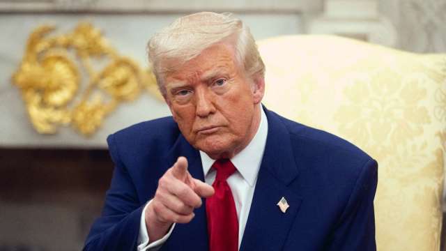 川普稱美國將長期掌控委內瑞拉及其石油收入,並以「非常有利可圖的方式」重建該國。(圖:Shutterstock)