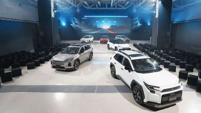 cover image of news article