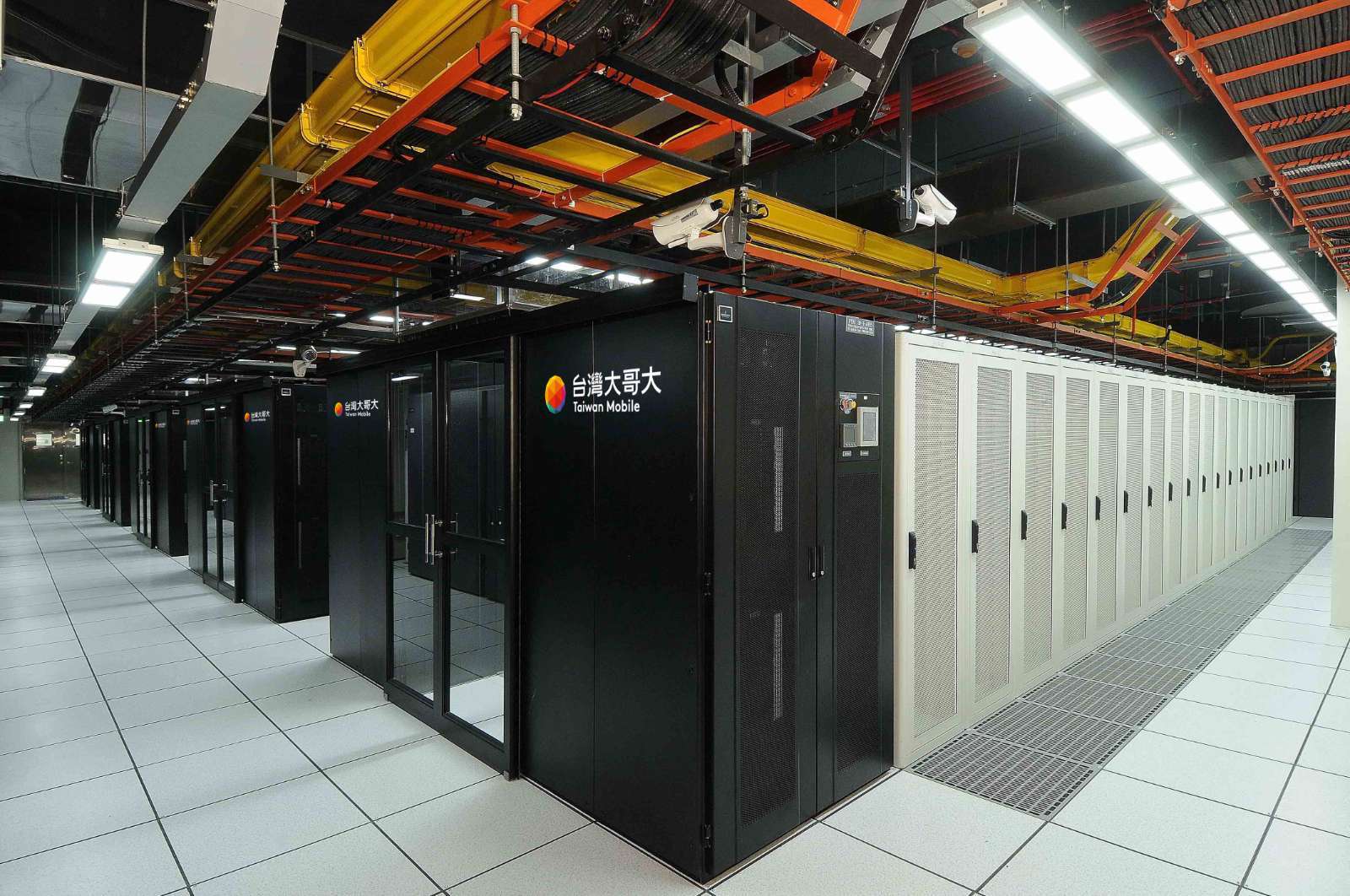 台灣大以電信級資安與營運韌性，做到可用、可靠、可控、可預期。(圖：台灣大提供)