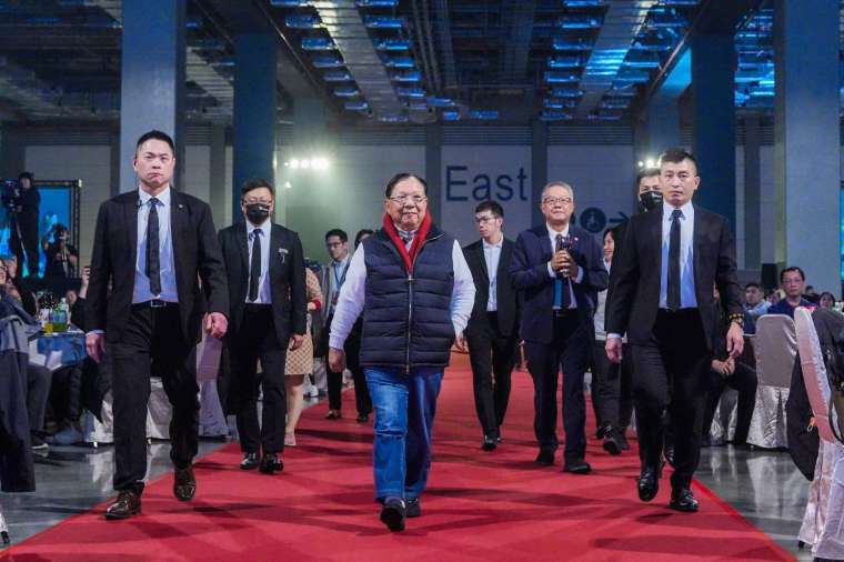 中保科總裁林孝信 (中)。(圖：中保科提供)