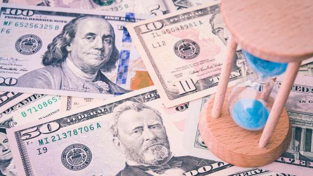 日債殖利率飆升引發全球連鎖反應,美債避險功能失靈。(圖:Shutterstock)