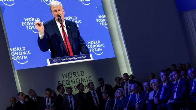 態度轉彎？川普喊話談格陵蘭 強調不動用軍事手段(圖：REUTERS/TPG)