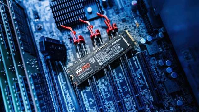 不是一年行情!EDA巨頭:AI基建吃掉全球產能 記憶體會缺貨到2027年。(圖:shutterstock)