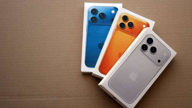 記憶體成本飆升但iPhone 18「不會」漲價？郭明錤：蘋果會選擇吸收成本搶市占。（圖：Shutterstock）