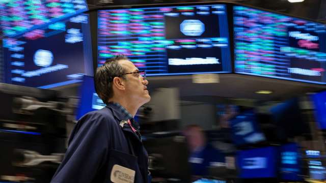 Fed維持利率不變 標普曾短暫升破7000點 那指連六紅(圖:REUTERS/TPG)