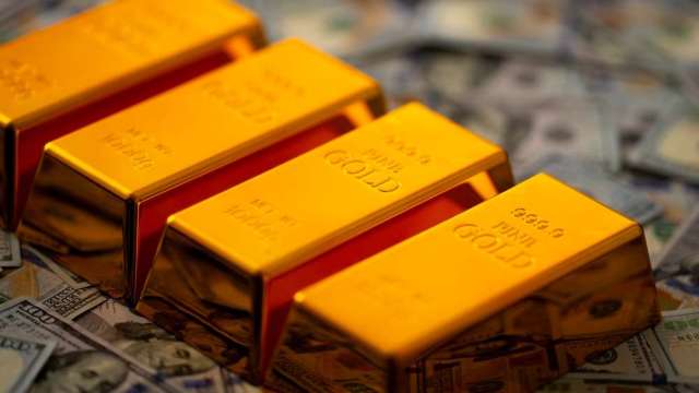 每周狂掃1噸、已囤金140噸！Tether在瑞士核掩體裡打造「黃金央行」夢。(圖:shutterstock)