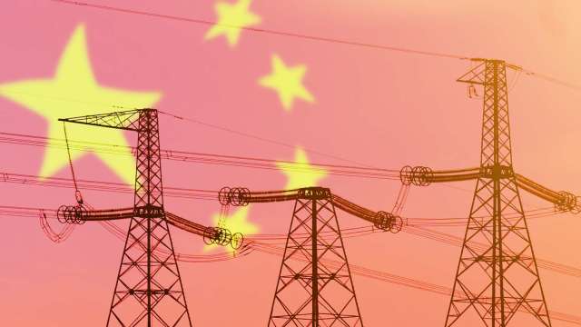 美國AI霸主地位懸了?中國用電量較美高出一倍 馬斯克警告:電力瓶頸讓晶片造太多沒用(圖:Shutterstock)