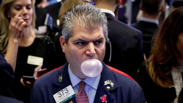 微軟暴跌近10% 軟體股一片慘跌 標普那指齊收黑 (圖:REUTERS/TPG)