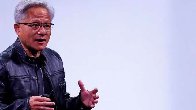 黃仁勳否認對OpenAI不滿傳聞！輝達投資規模非千億美元、但金額將創歷史新高。(圖：REUTERS/TPG)