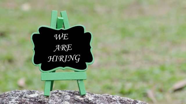 美國政府局部停擺，非農就業報告又延期。（圖：Shutterstock）