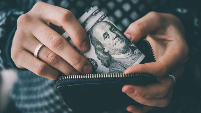 記憶體缺貨潮！持股是真金還是破銅？封關倒數2天解碼(圖:shutterstock)