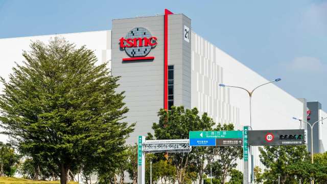 美國科技巨擘晶片關稅豁免，擬與台積電投資承諾掛鉤。（圖：Shutterstock）