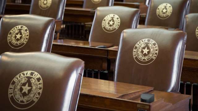 繞開聯準會！德州首創州營貴金屬循環體系 黃金美元化進程加速(圖:shutterstock)