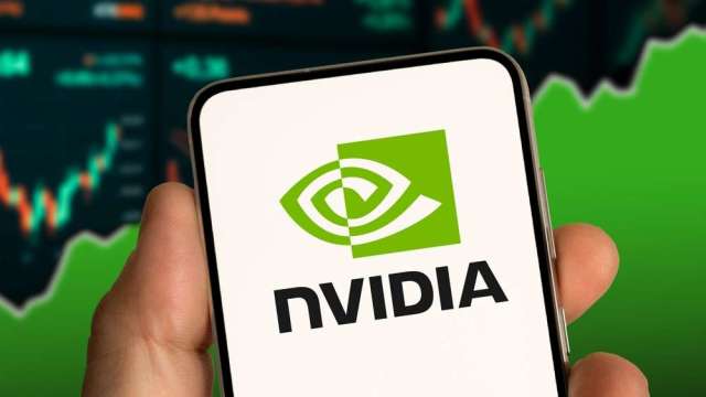 黃仁勳預告3月發布「前所未有」的晶片 強調AI泡沫不存在。(圖:shutterstock)