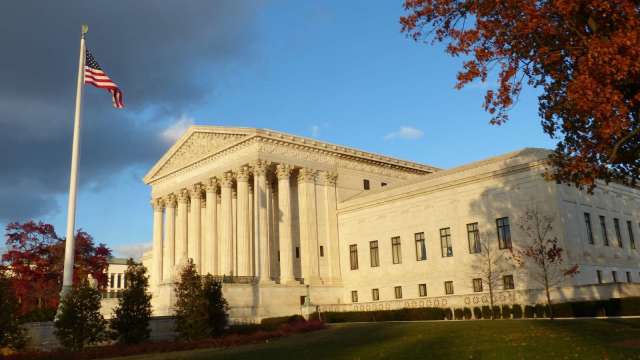 違憲徵稅！最高法院KO川普全球關稅政策 美財政意外之財「泡湯」(圖:shutterstock)