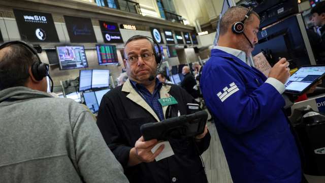 美國最高法院推翻川普IEEPA關稅!Jefferies點名這「5檔」受惠股。(圖:REUTERS/TPG)