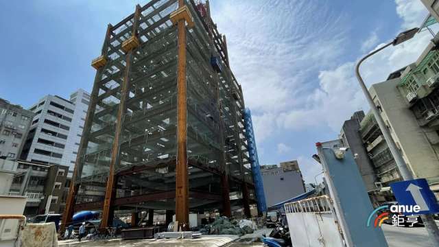 cover image of news article