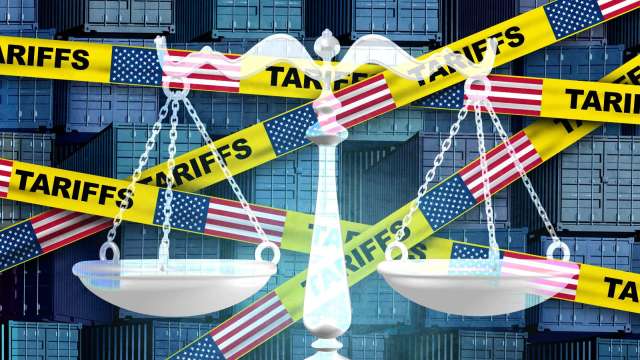 美國民主黨議員提交法案要求川普政府180天內全額退還關稅(圖:shutterstock)