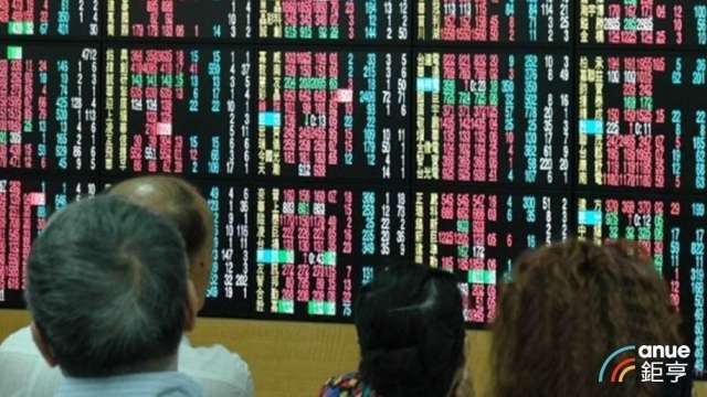 cover image of news article