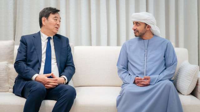 中國中東問題特使拜會阿聯副總理。（圖：中國外交部）