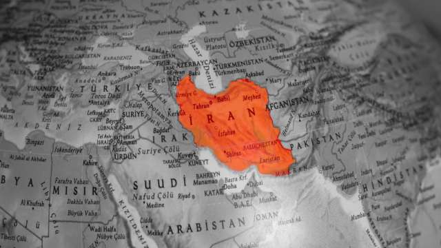 伊朗媒體列出新「合法目標」：Google、微軟、輝達。（圖：Shutterstock）