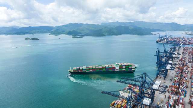 中國下令禁3月成品油出口，確保國內供應。（圖：Shutterstock）