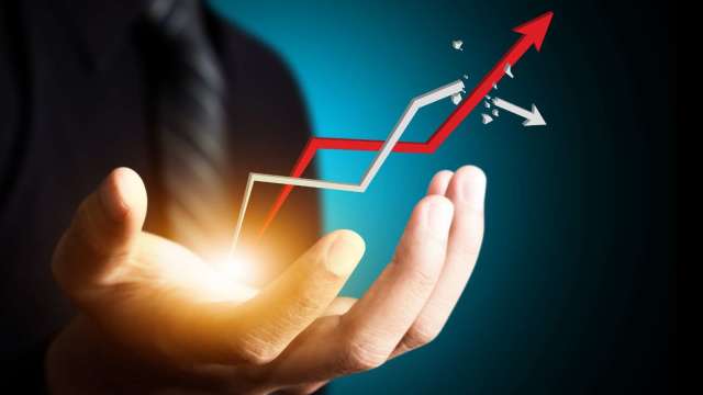 台股震盪背後的真相：油價、戰爭干擾，但資金仍在找AI機會  (圖:shutterstock)