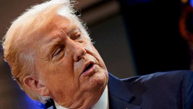 川普稱美軍「徹底摧毀」伊朗哈爾克島軍事目標！但對石油設施「手下留情」。(圖：REUTERS/TPG)