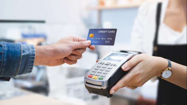 海外消費超熱！五大行前2月刷卡額衝5763億元 中信銀續坐雙冠王。(圖：shutterstock)