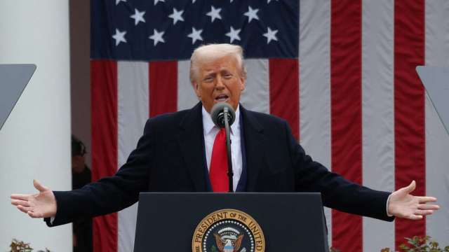 川普稱伊朗淪為「紙老虎」多國將協助重開荷姆茲海峽 (圖:shutterstock)