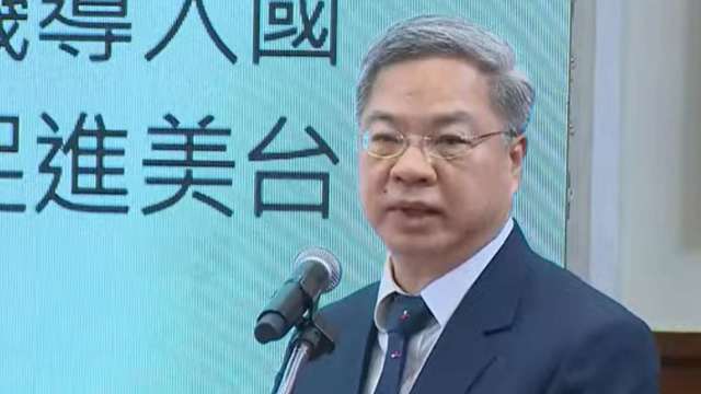 AI浪潮襲來全民「渴電」！龔明鑫揭解方：首要強化電網韌性 節能、數位轉型需同步。（鉅亨網資料照）