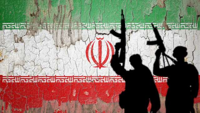 伊朗發動「真實承諾4」第63輪行動，報復能源基礎設施遭襲。（圖：Shutterstock）