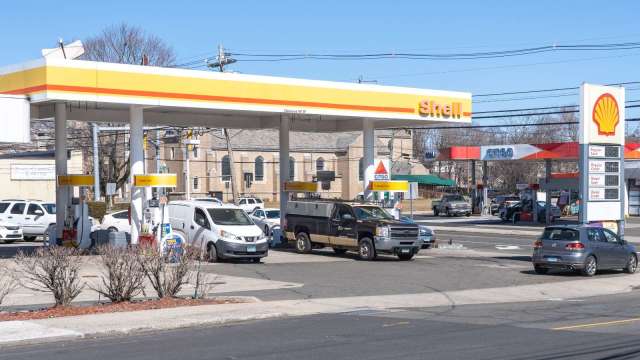 66%美國人不滿川普處理油價方式。（圖：Shutterstock）