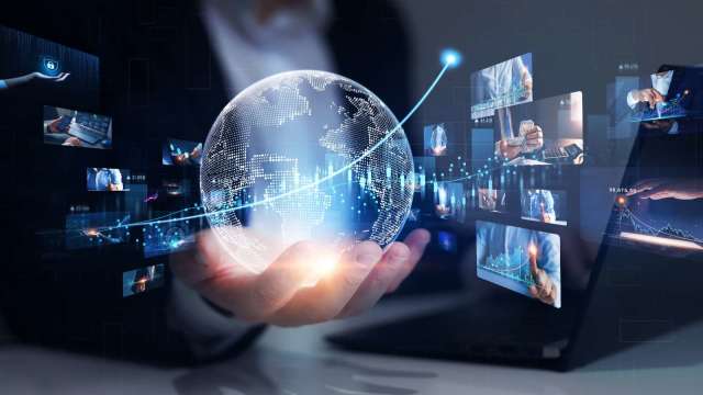 《價值型投資 最新產業研究報告》奇鋐（3017-TW）與雙鴻（3324-TW）散熱升級主線，液冷成為AI伺服器標準配備。(圖:shutterstock)