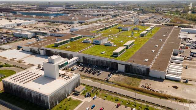 美電動車市陷停滯！福特、LG等電池廠商轉向電網與資料中心儲能業務(圖:shutterstock)