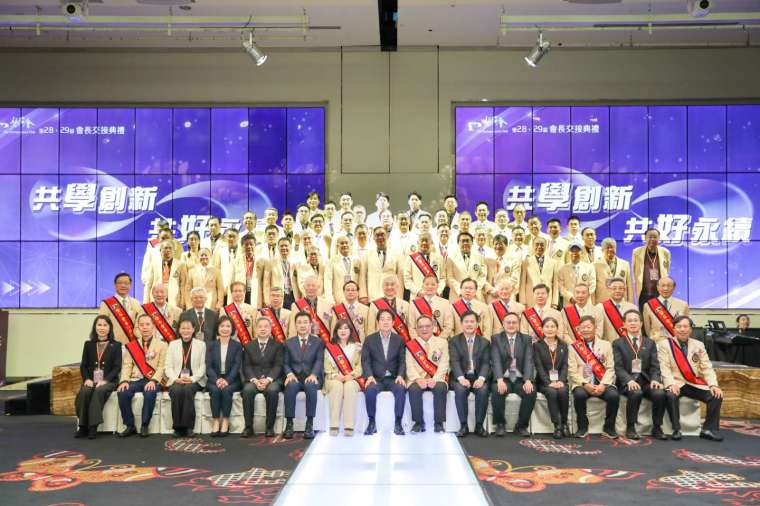 擁有中部130會員磐石會今完成會長交接。(圖：台數科提供)