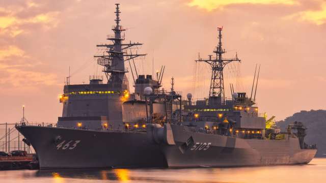 日本民意強烈反對向中東派遣軍艦 高市內閣面臨外交與憲法雙重考驗(圖:shutterstock)
