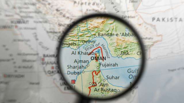 伊朗告訴聯合國：「非敵對」船隻可通行荷姆茲海峽 (圖：shutterstock)