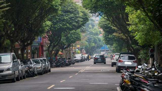 cover image of news article