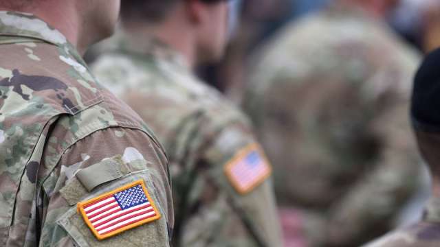 美封鎖荷姆茲海峽倒數計時！中東政策專家潑冷水：難執行、不可持續、恐引爆新報復(圖:shutterstock)