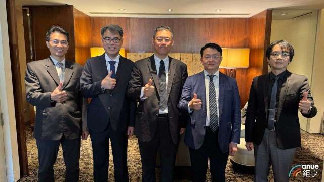 cover image of news article