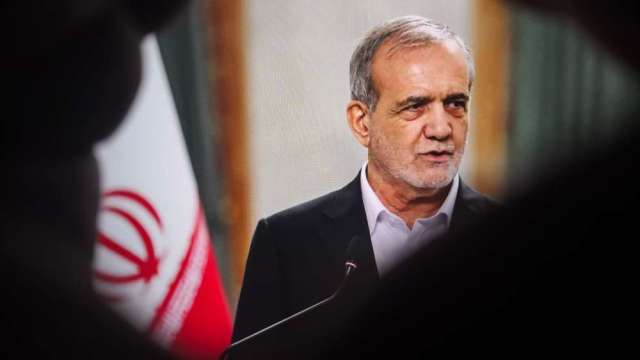 川普批義大利拒幫美國「令人震驚」 伊朗總統反讚「文明6國」挺和平。(圖:shutterstock)