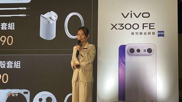 X300 Ultra登台帶動銷量看增四成 面對零組件漲價仍盡力吸收成本。(鉅亨網記者吳承諦攝)