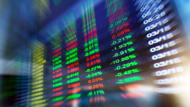 〈陸股盤後〉三大指數漲跌互見 創業板指再創近11年高 滬指終止五連陽(圖:shutterstock)