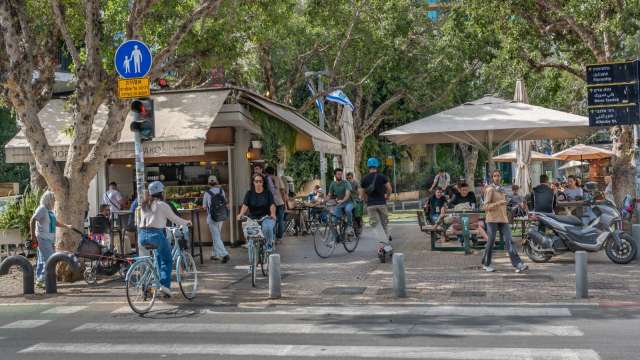 以色列宣布全國基本解除戰時限制。（圖：Shutterstock）